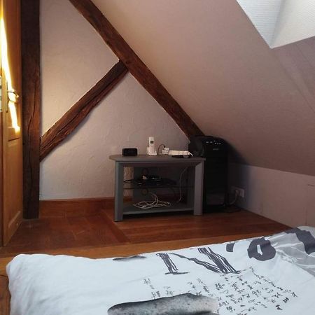 Charmante Petite Maison De Bourg Apartment Autry-le-Chatel Exterior photo
